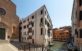 Residence Ca' Foscolo